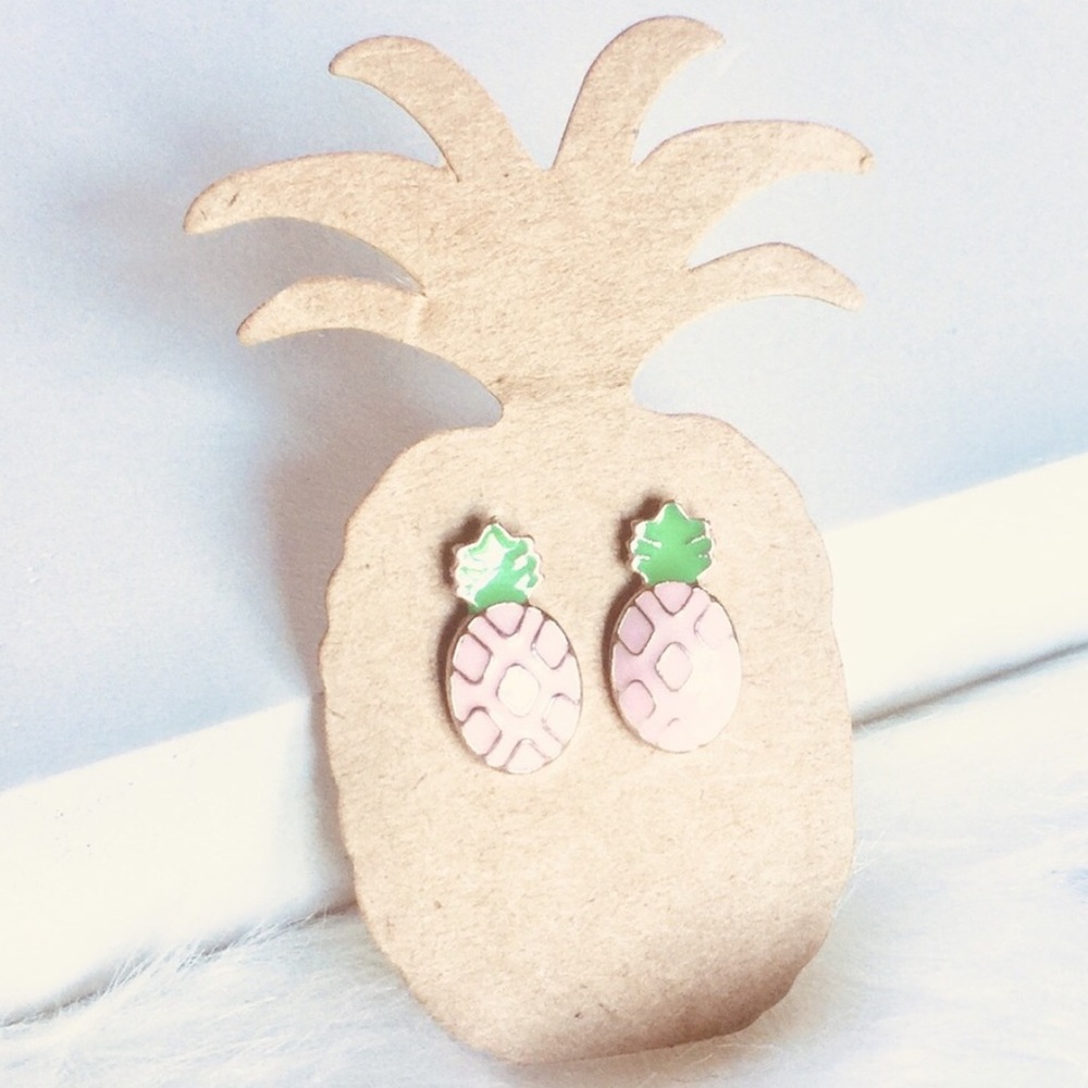 💌 🍩 Rose Gold Tone Pink Pineapple Earrings